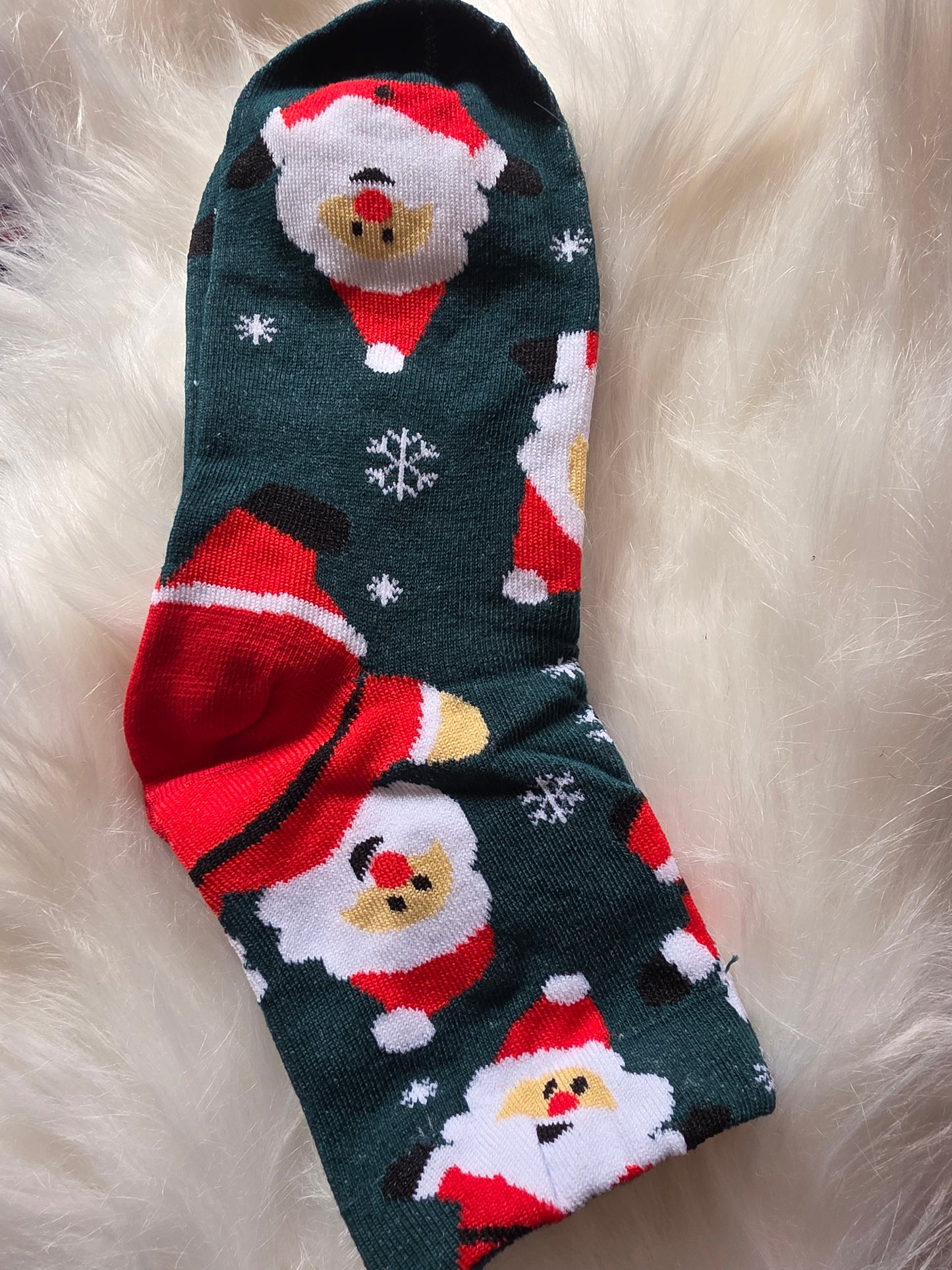 🎄 Women’s Festive Christmas Socks – 4 Pairs Holiday Set
