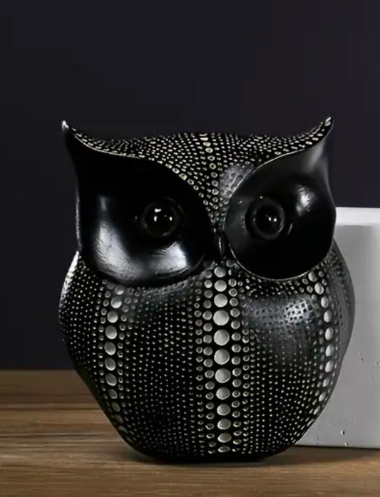 🦉 Artistic Resin Owl Figurine