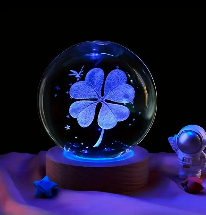 Enchanting 7-Color Four-Leaf Clover Crystal Ball Night Light