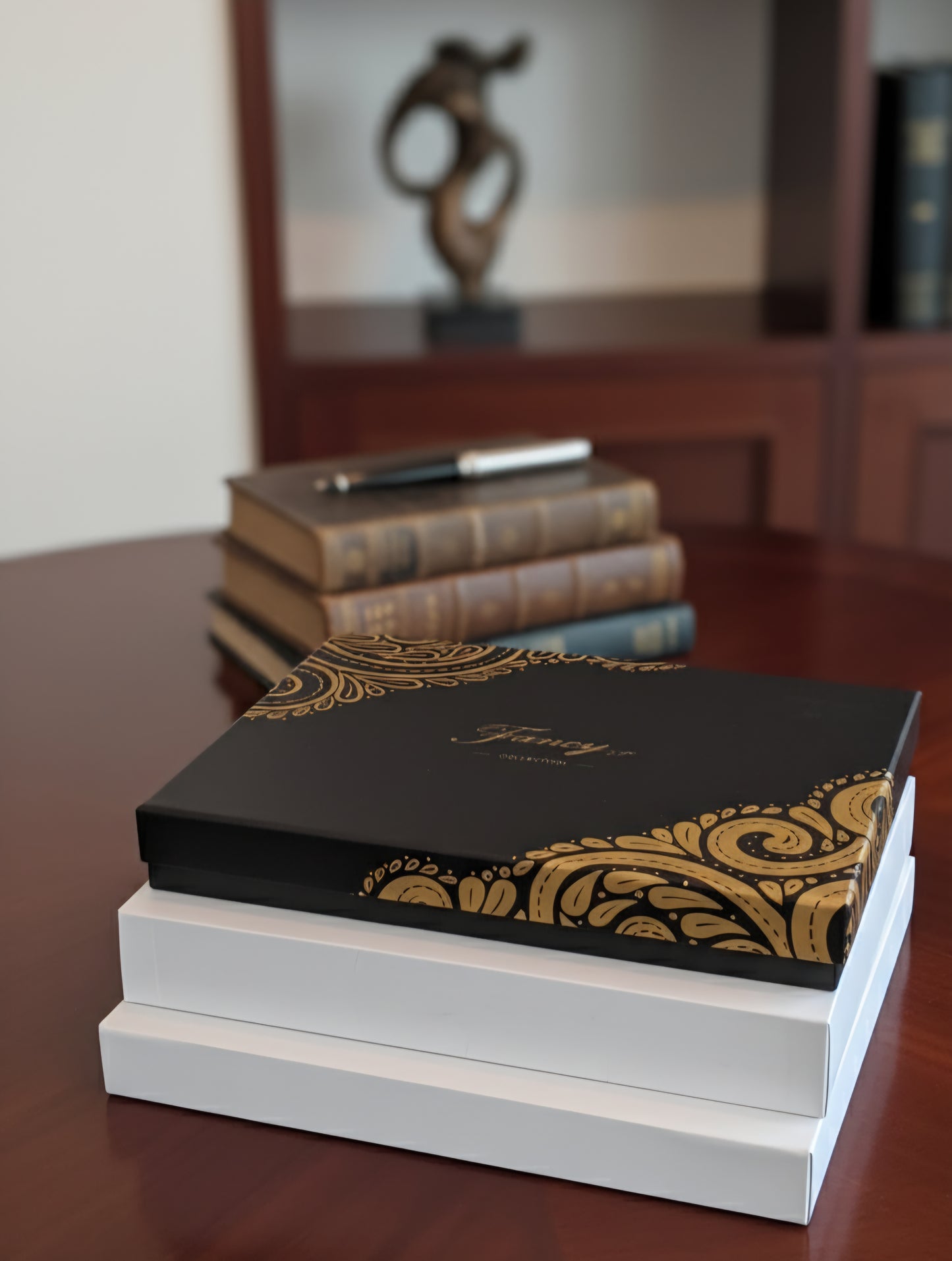 6-in-1 Men’s Essentials Gift Set (Brown)